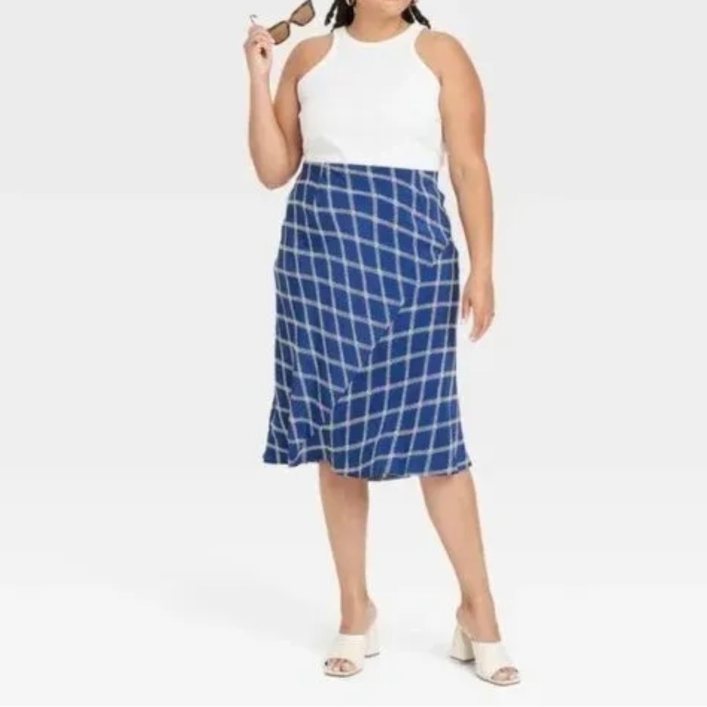 NWT Ava & Viv blue plaid skirt 1X